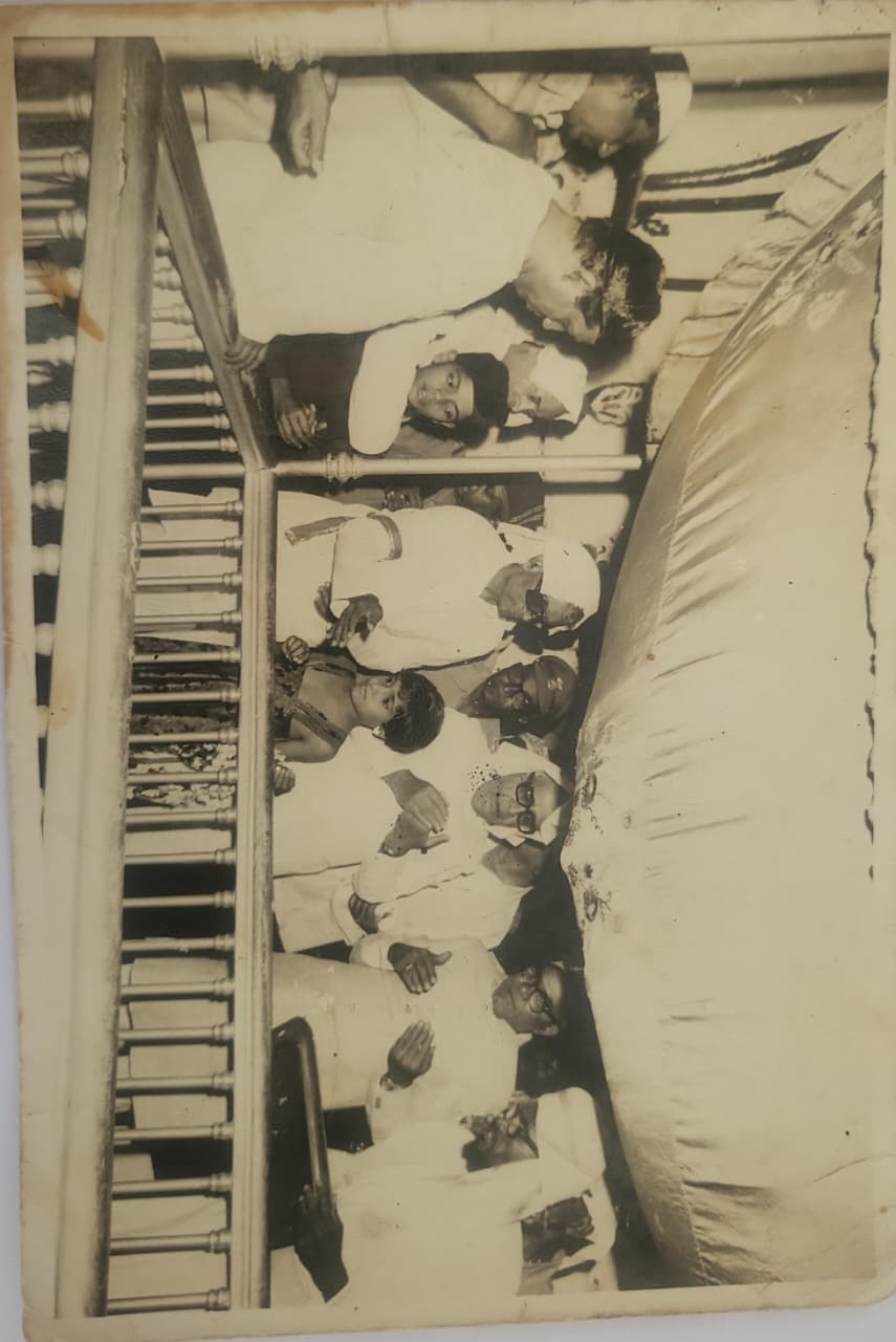 Justice hidayatullah vice president of India T.Hayagriva chary P.V Narasimha Rao with khusro Pasha at Darga kazipet 